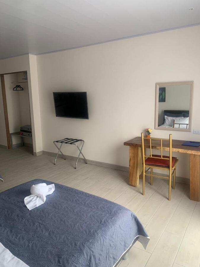 Lop Inn San Jose Aeropuerto - Costa Rica Ciudad Cariari Ngoại thất bức ảnh